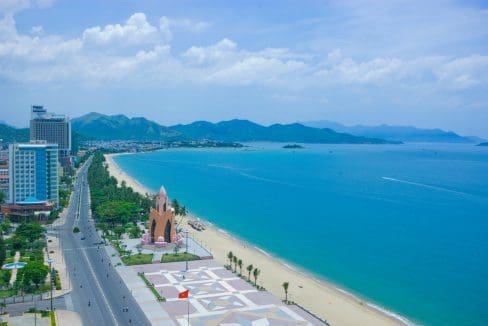 muong thanh oceanus – 2 br direcr sea view for rent near the center a334