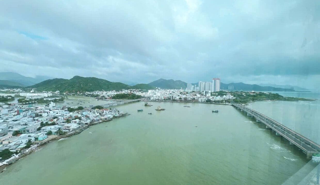 z7098155240661_be2776e248654eee1bd7a21f299ab1c4