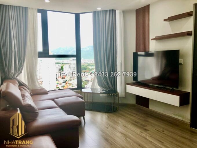 the costa – nice 2-bedroom apartment seaview for rent in tourist area a651