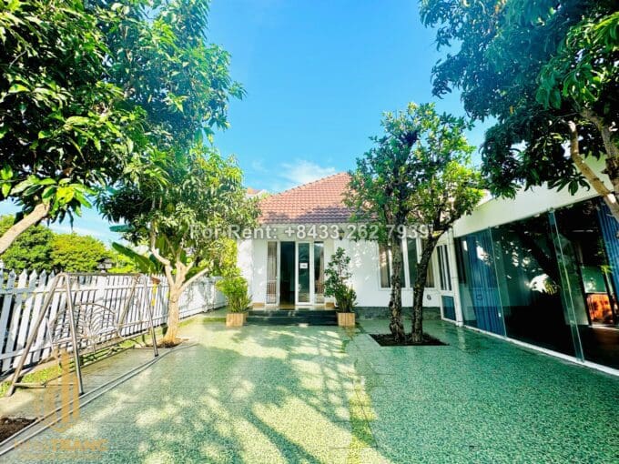 house for rent on duong van nga street and bulgalow on the hill with sea view h035