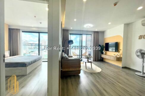 Marina Suites – 2 bedroom apartment with sea view for rent in tourist area - A801