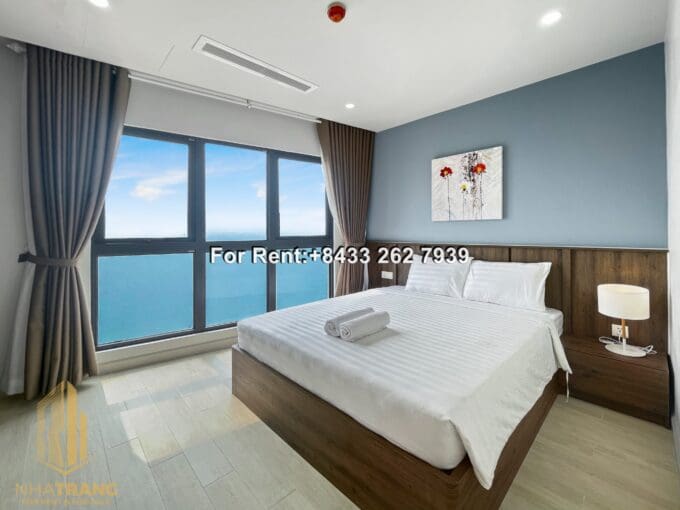 Gold Coast – 2 Bedroom Apartment with Sea View for Rent in Tourist area – A806