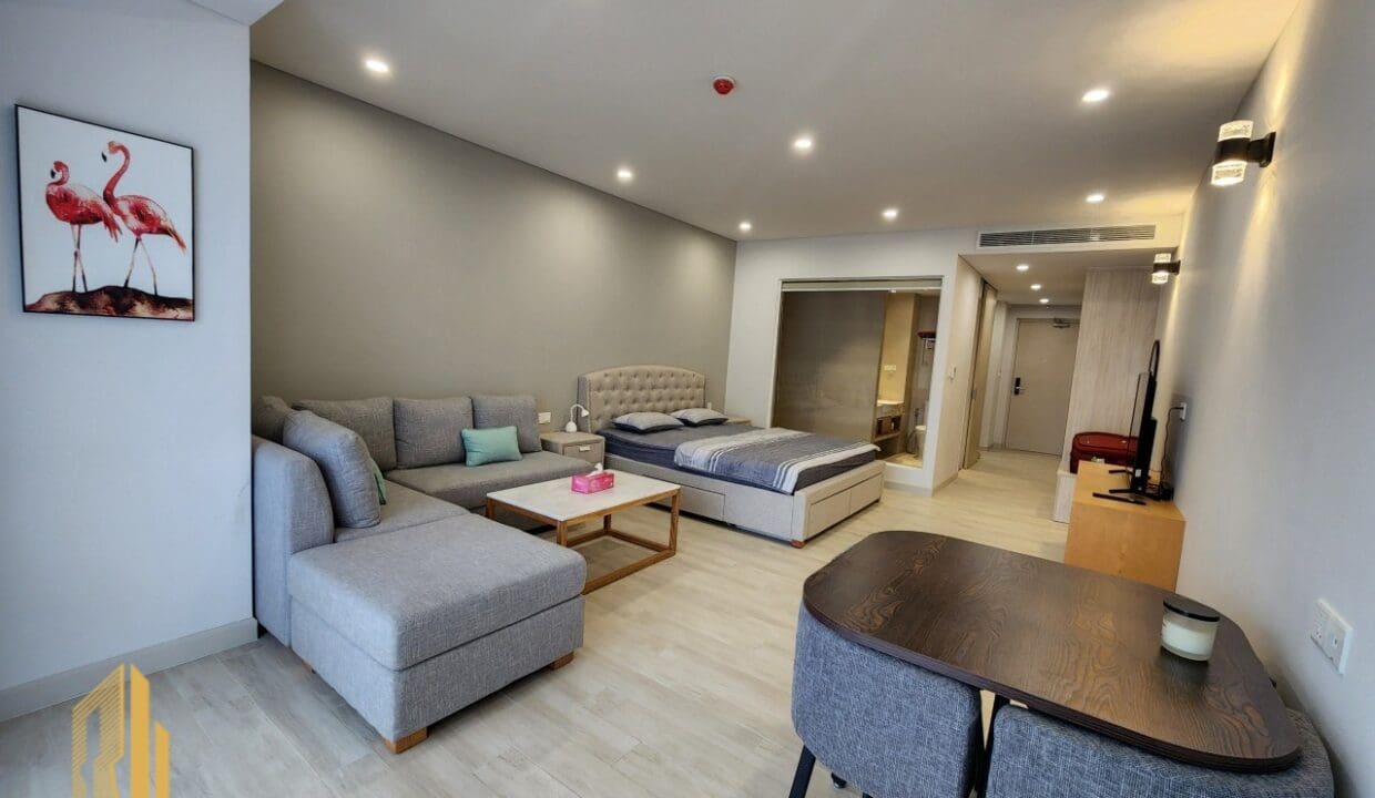 z5122480720437_2629d8f3b01520f349672c0f22817325