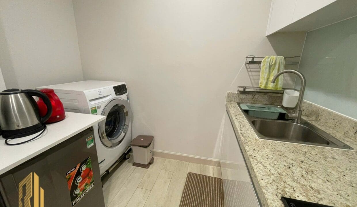 z6703450539098_dc5c907f52c4183e3aade19a750ae9e1