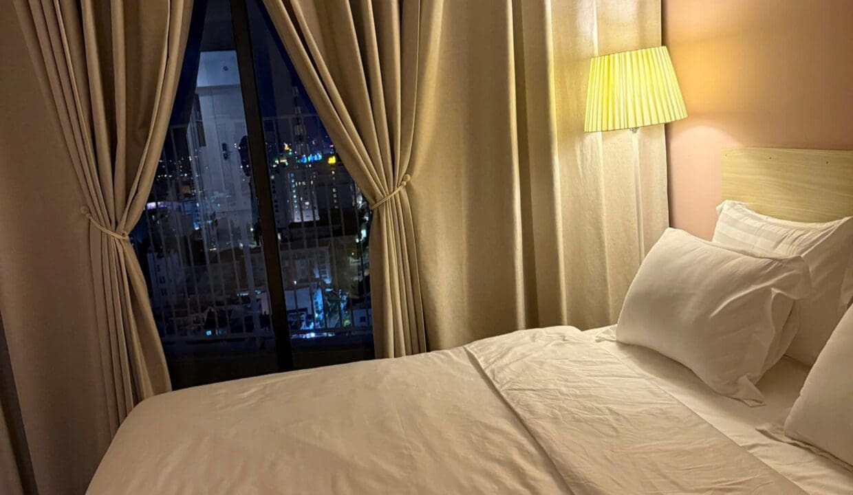 z6910901036455_76a3985495826c7e433a4d043c888a36