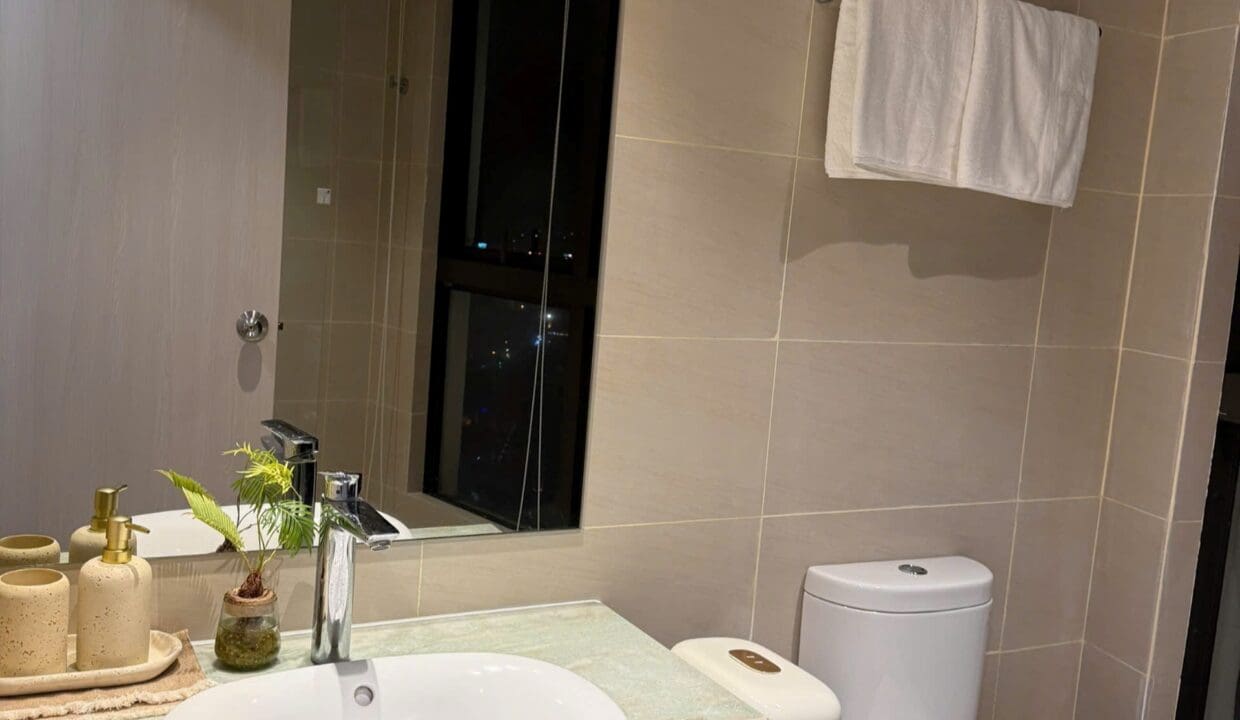 z6910901049774_7c7db8a1a767687444eecc16e08dc687