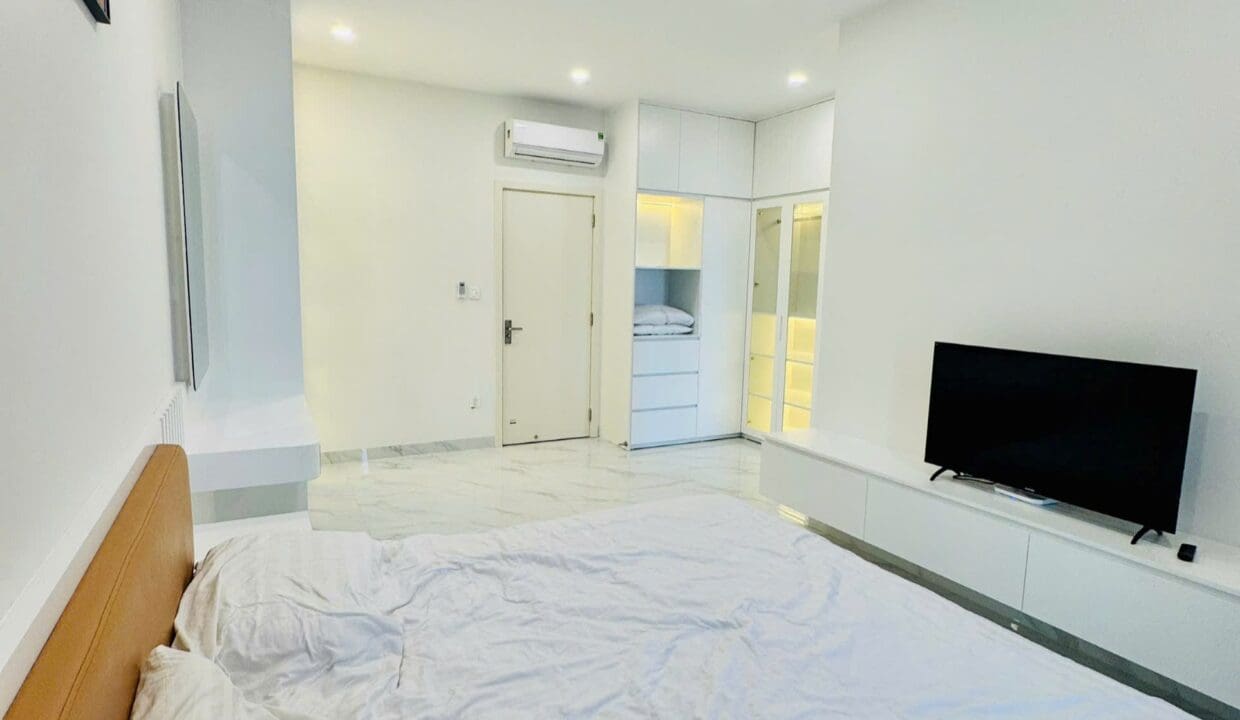 z6911060548726_1e0b3f6e653fb7c8c2c0d52217992fdd