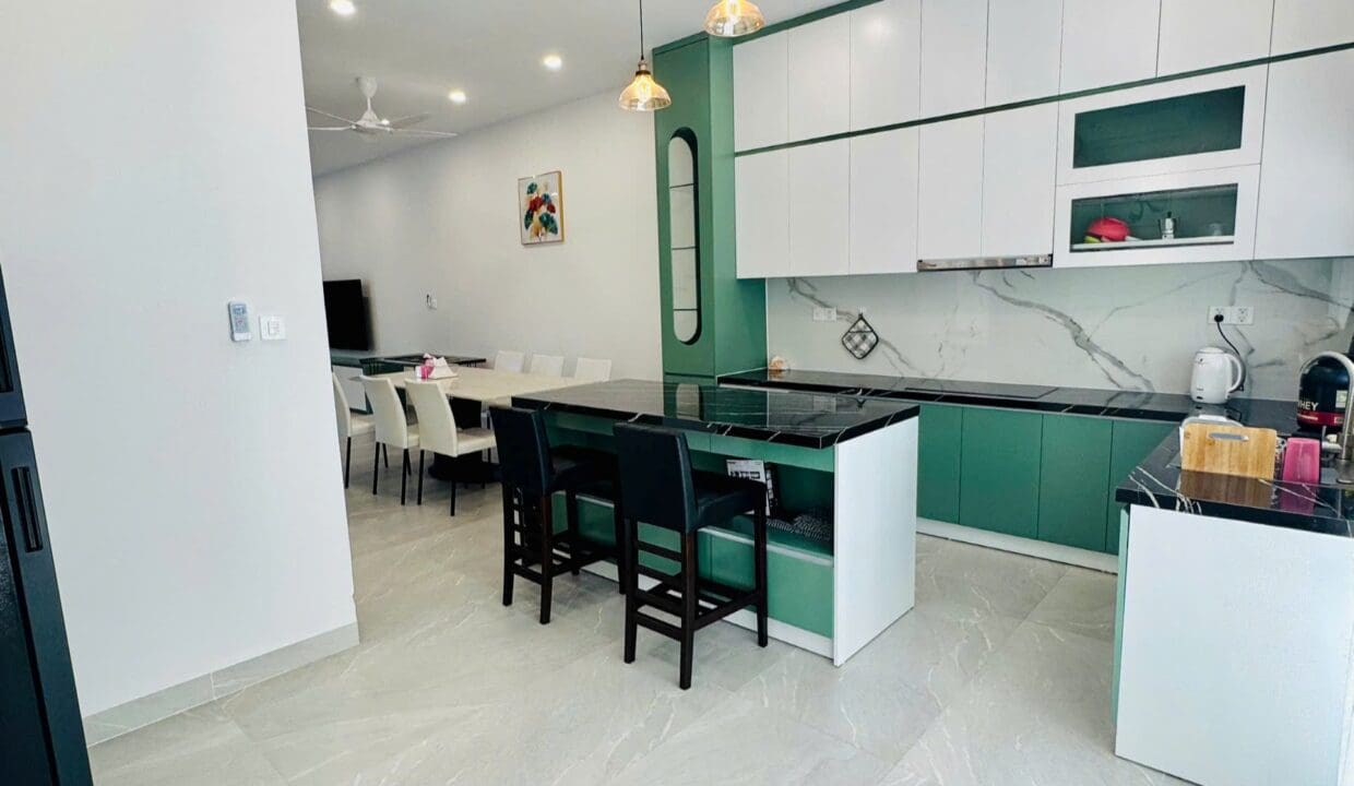 z6911060556945_f5377fcabeb52342d1e7b62d88cda9b1