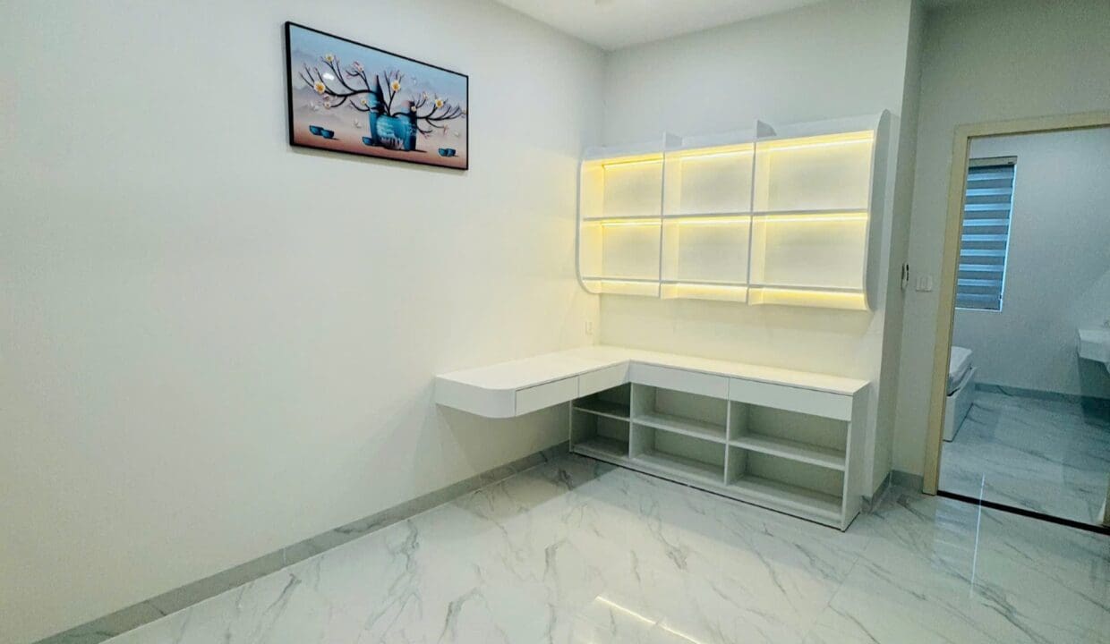 z6911060563333_bd55e9464c0eee391bcb2edeab72fdb9