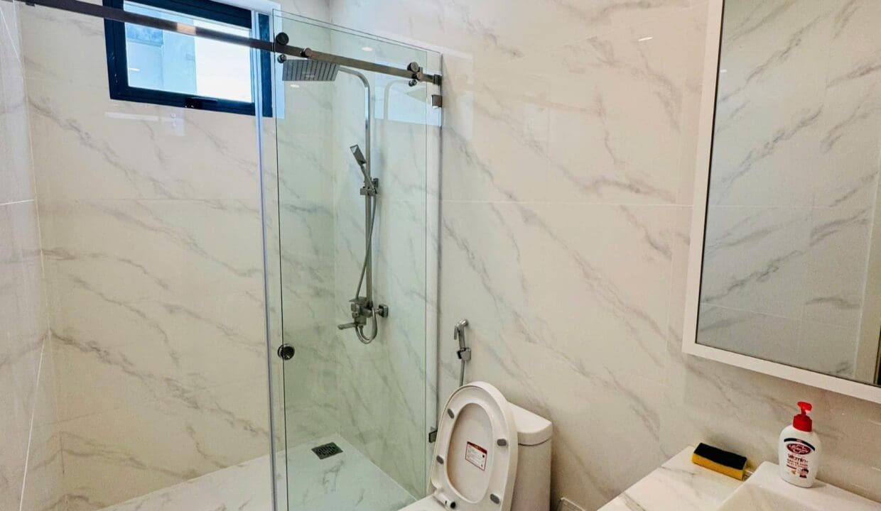 z6911060578703_0a0431e6047ad7bb0232763b3de04bc7