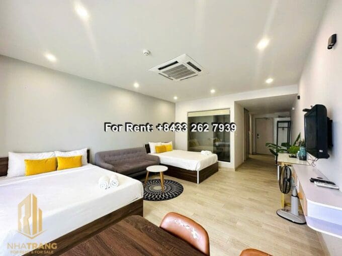 gold coast – 2 bedroom apartment with pool view for rent in tourist area – a836