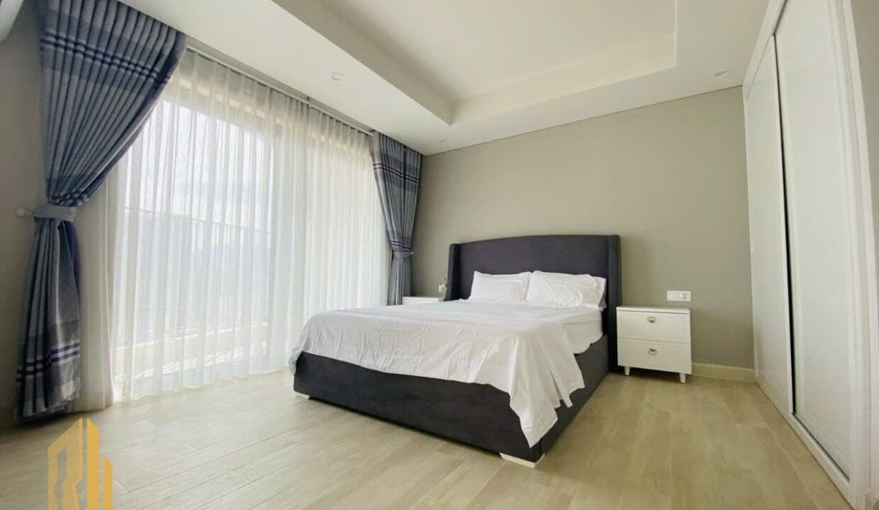 z6307880840612_f5c283b661a5a98298bcdfe81e01bb11