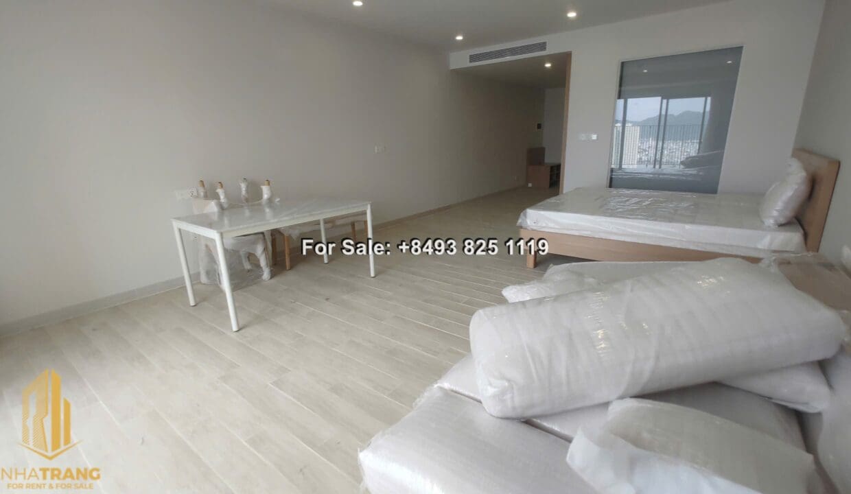 z6382512576064_66e93bf126ba849181117b6745a4bd21