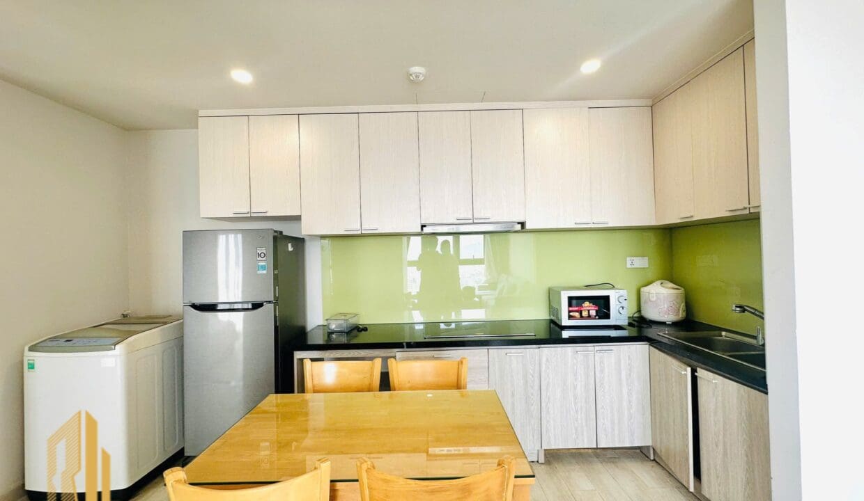 z6564228607072_a425338412082e3d2d09163b1c258e5b