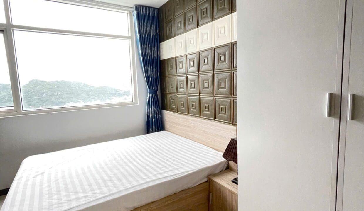 z6470098722563_9bb040e54d92cf4192e59075bed53ae1