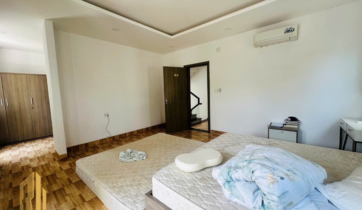 z6516815954326_c5a9371abf89bda74eeabbe0a087071f