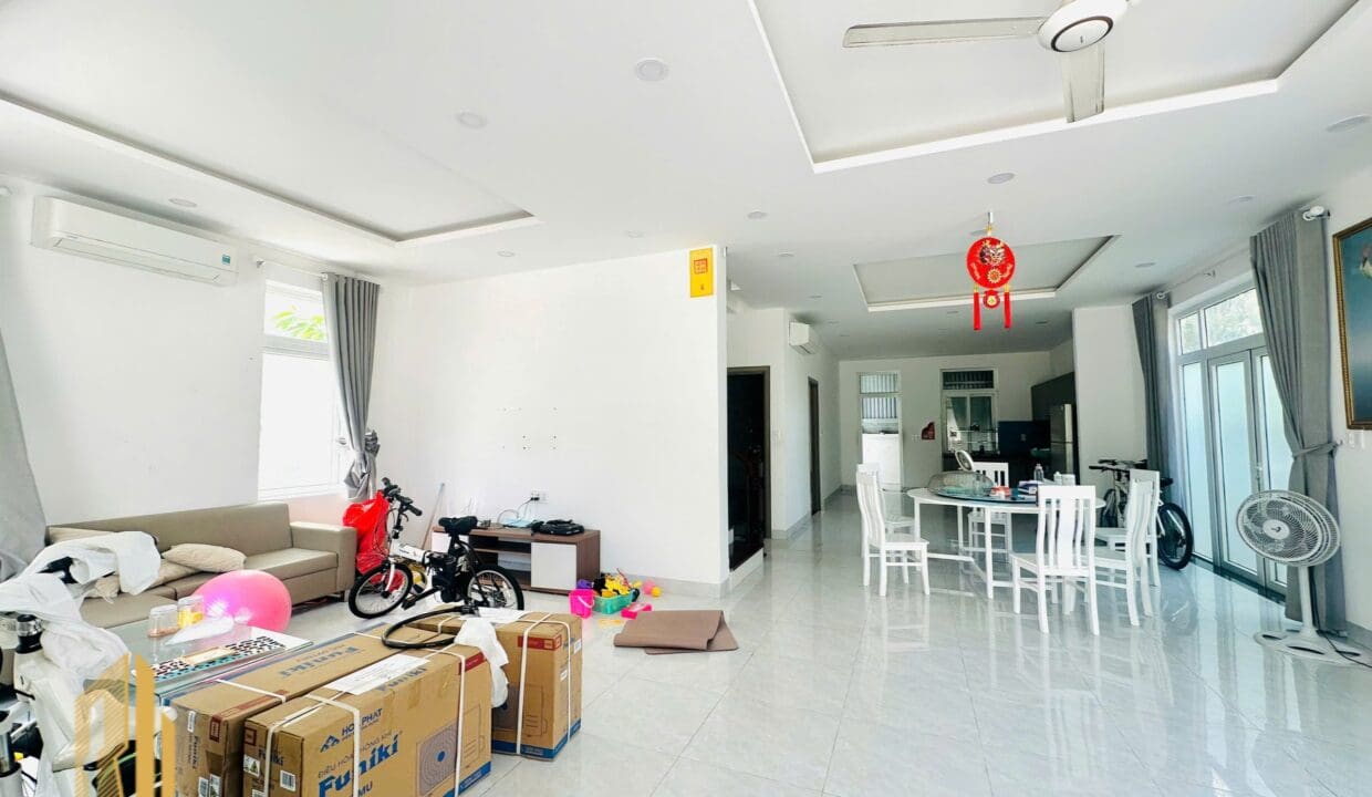 z6516815959002_48b459ecd4b5bed716aba6f7eabccde8