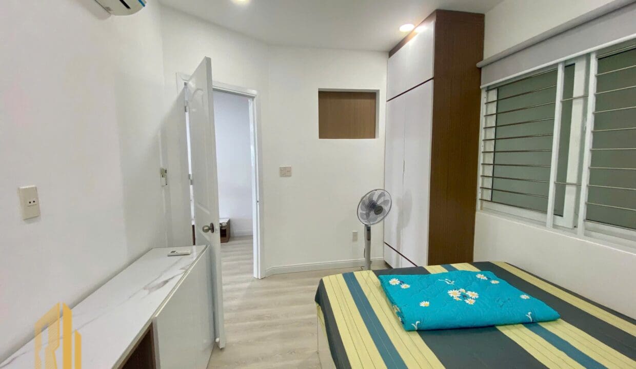 z6533063075565_8fc3ad8e339187b6bbaa479aaf05fd15