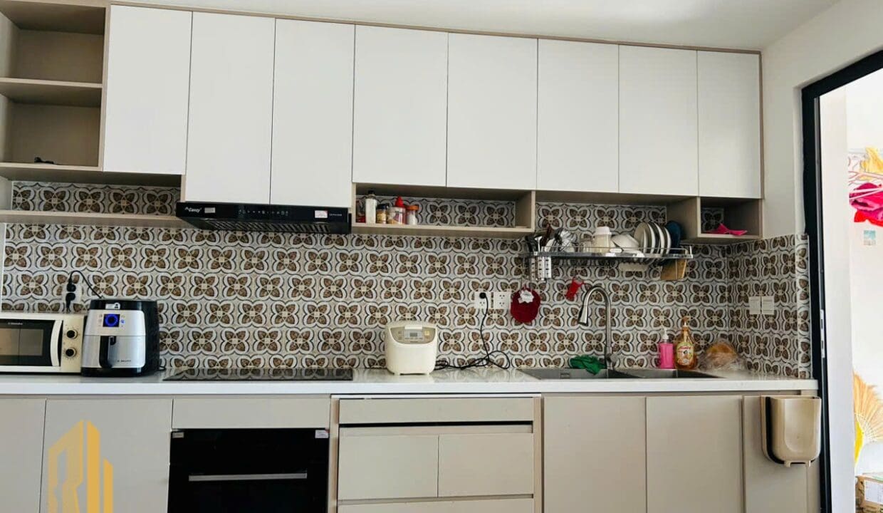 z6563828248745_49ba67425e07340f77358b6dc7fa9bd8