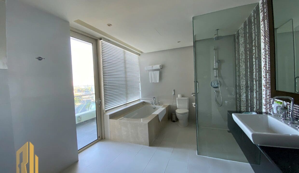 z6584520507367_69796fcb86f19c34050e5f62cea748e0