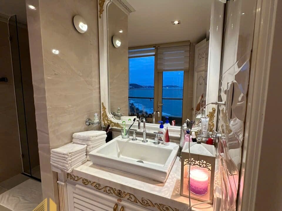 z6584523144711_8af75b66db82074afece6c469a941f5b