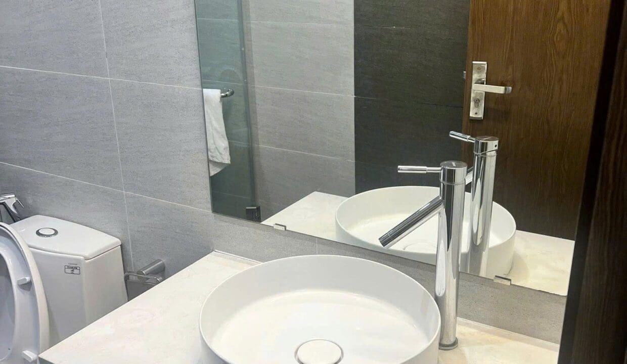 z6619393978524_152834fc93786e05291c3392019be0fc