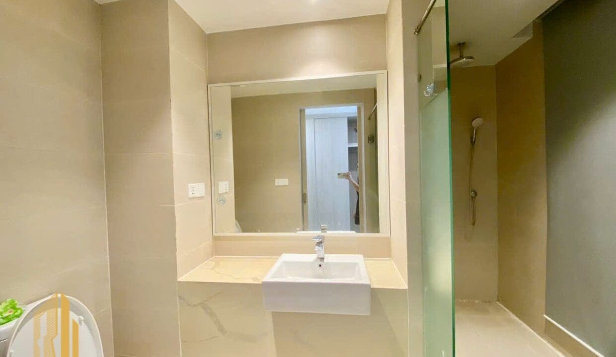 z6623296315307_14efd826bd4f111036b4388cb26be179