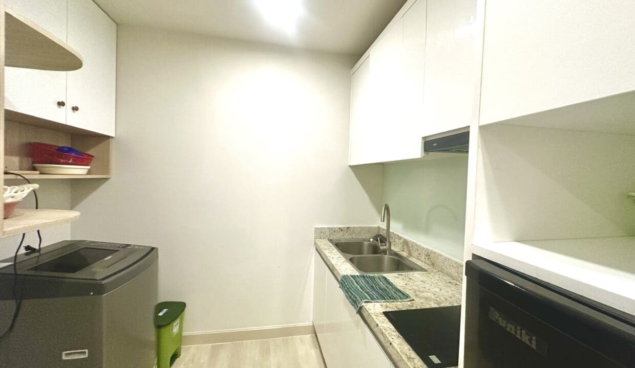 z6650431421006_21d8aeeb4b22491c42498e28f00f91fe