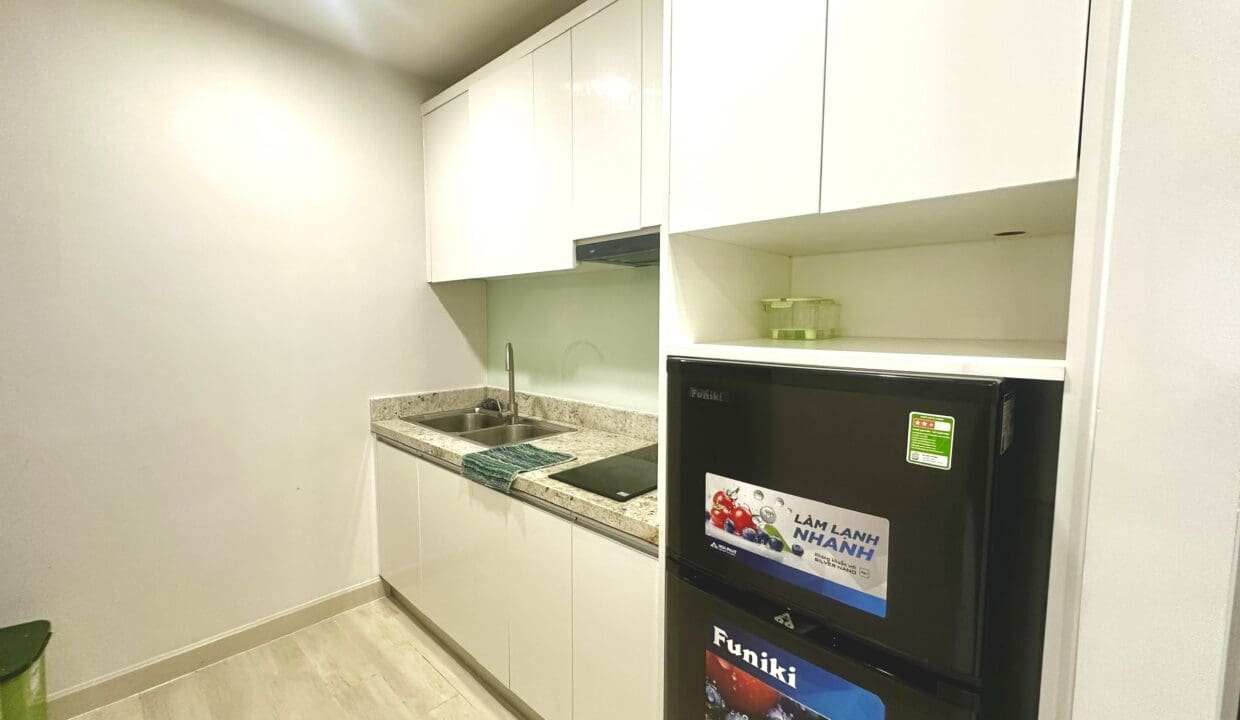 z6650431463468_3f5e27e6a2c1c0df3a8ee981afe003ed