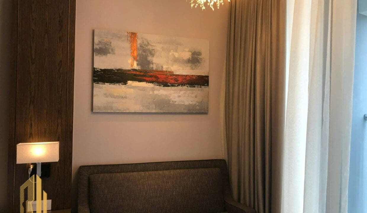 z6703799239913_277fb5a0722cd860e028805644676d1a