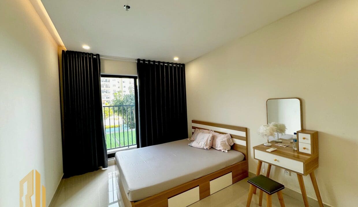 z6721514808211_de9191860d49821f1e97040650bdf91b