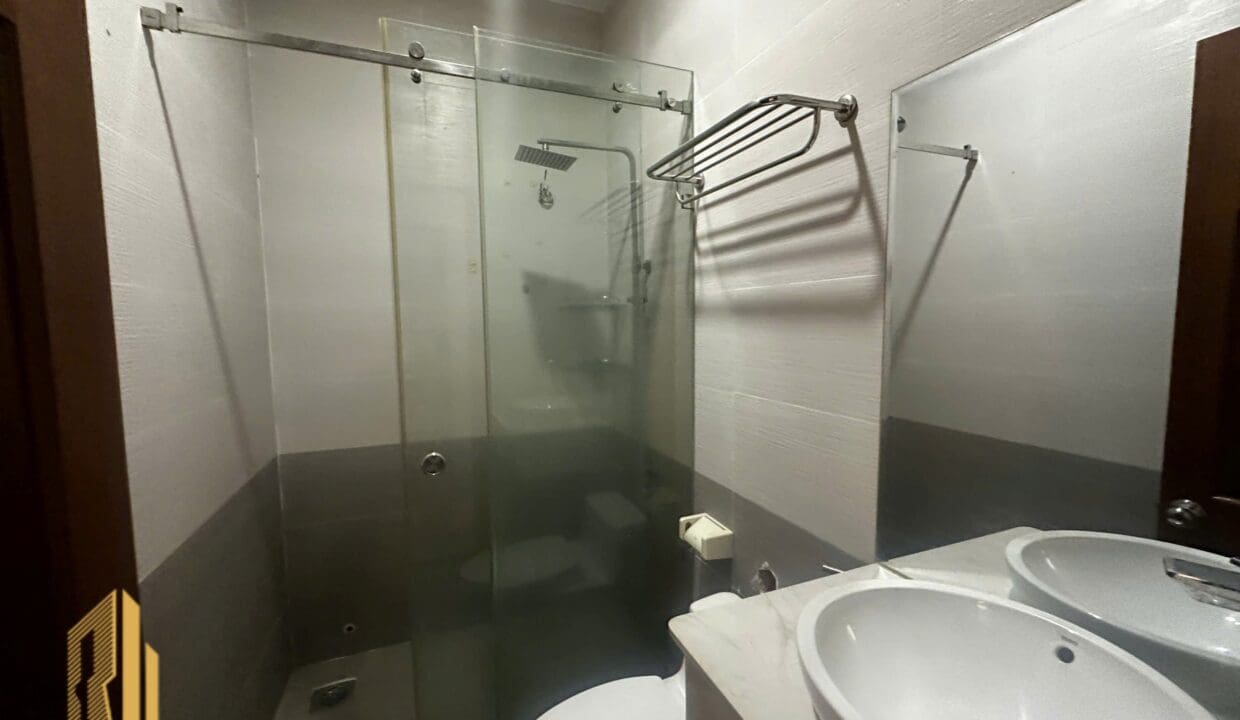 z6753395904036_6c2ffa3660c1613d3fc5cb1a8390d5dc