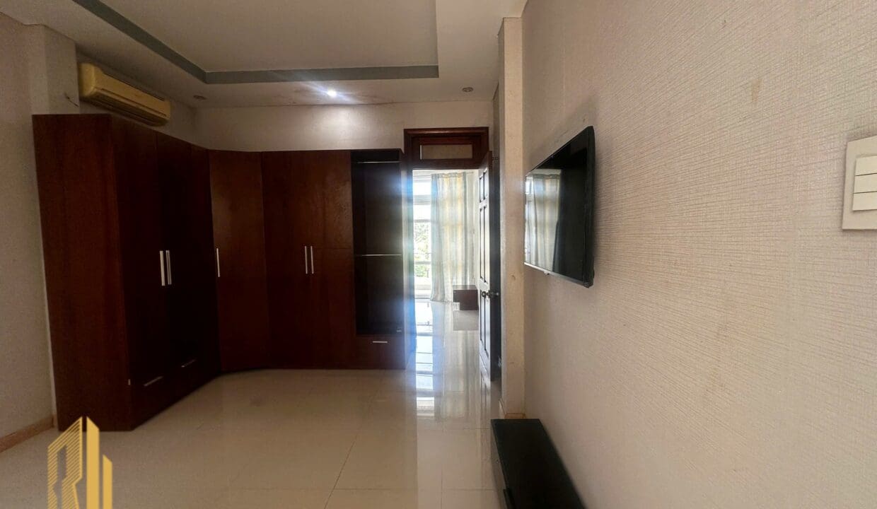 z6753395978033_5e129d2e766bd4cc1dc616a8c8c5b1bf