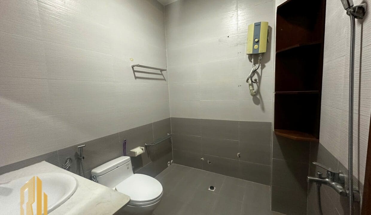 z6753396055532_fc43bc7c9df90178274fd980b1661cde