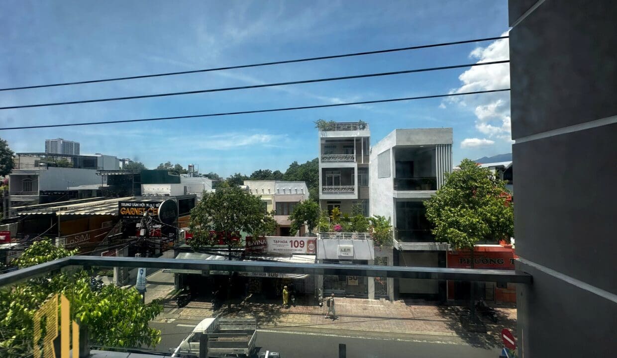 z6753396100791_00f6b97e05d1ec7adb6b3ec034216e1c