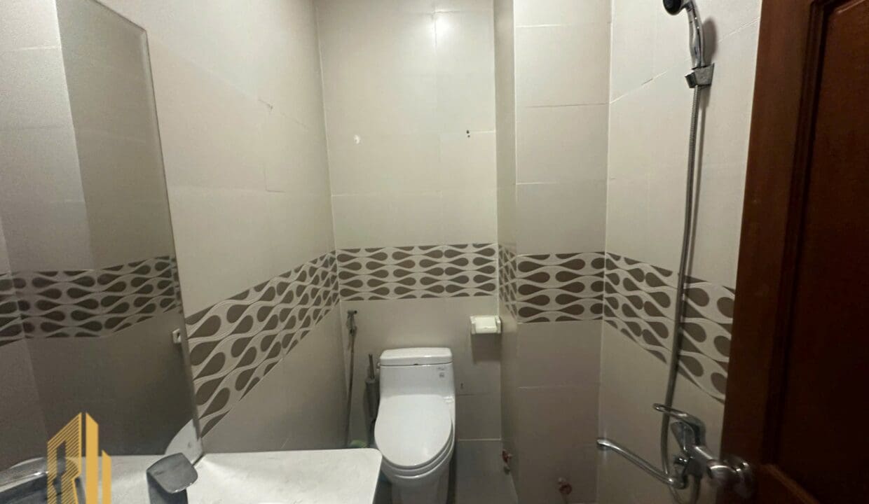 z6753396106699_205023c1dffc58cc5124af5137e3ba52