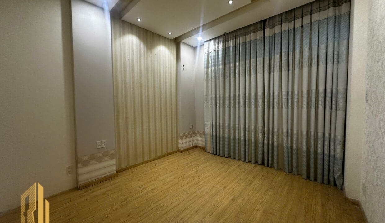 z6753396115525_e038971e9451c2c3d3b118d26396dd87