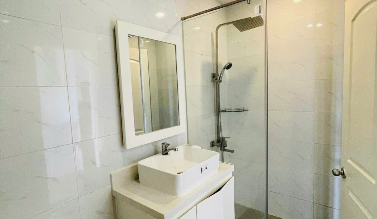 z6815305158686_c7ebf3bc08a50abb2c57f149a68b0629