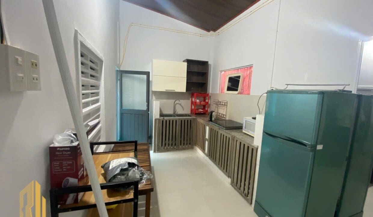 z6817407774281_a33327ba3ae280cdc24f346693c80098