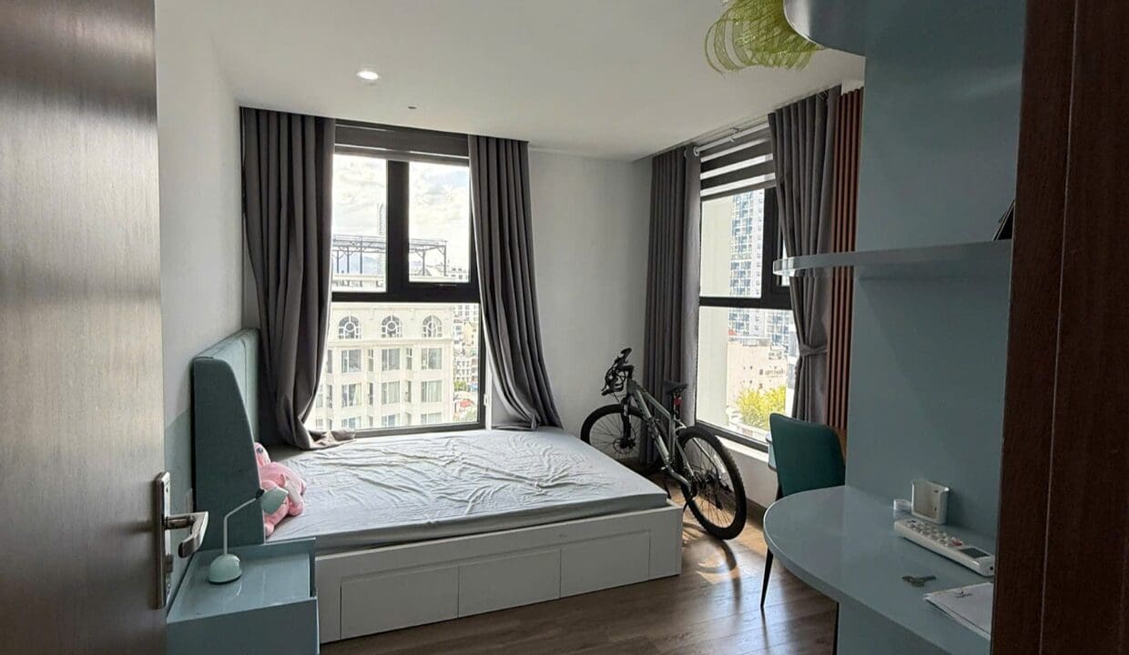 z6833435249624_695e61f394209c3a334d52b5c49fc221