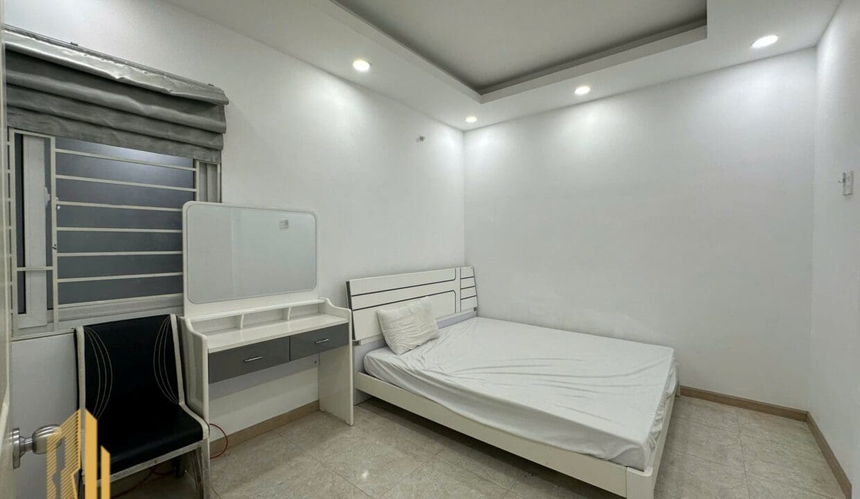 z6879044552093_8be7cca2a29e9669771377edbf4f35a8