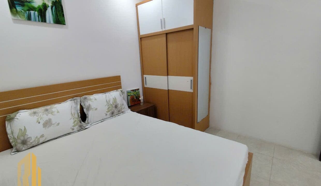 z6879193466172_38716c98e9bc2a30e1786bfbbed61d5e