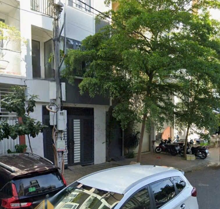 z6898680918803_3ac79a98cfa8fbb34f536d05fcf12873