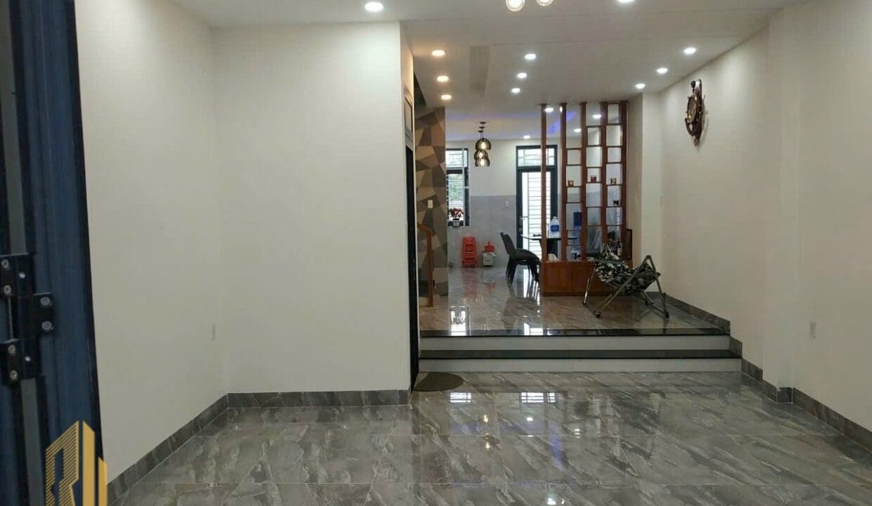 z6898680939811_5928af275cdb1078a9d649f7e36ebc9e