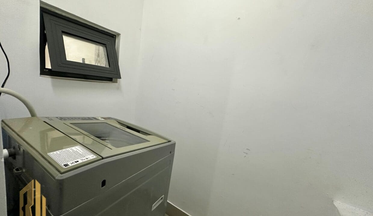 z6899707803327_db7736cbaced4269a712950a1061e6a7