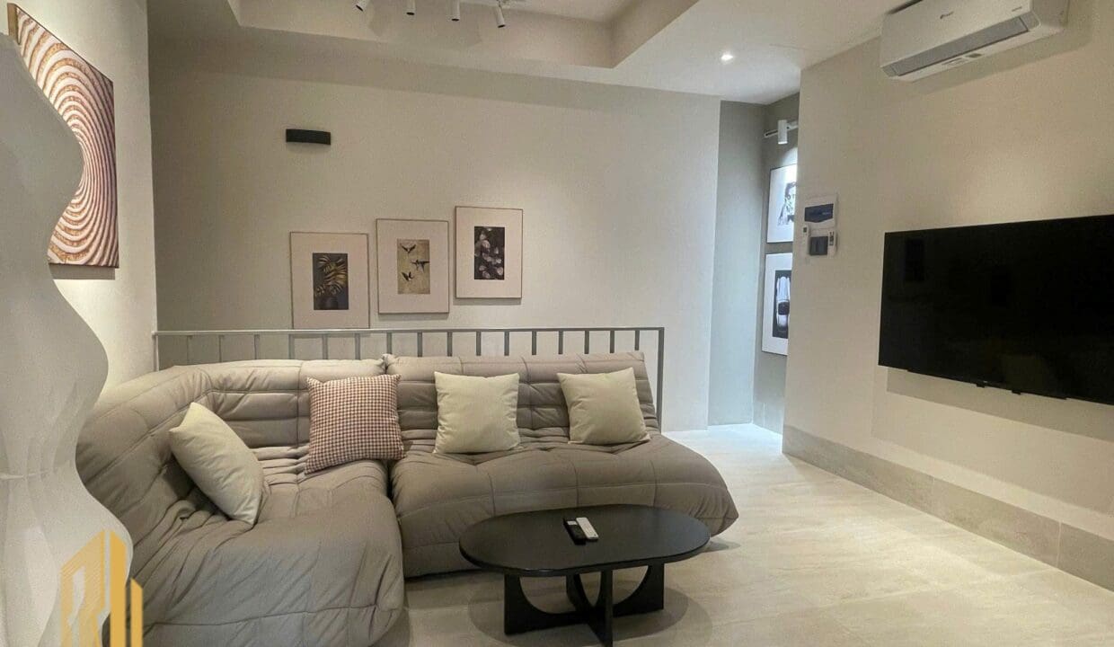 z6909495164047_aa61608c1567243e39f1b15d13b2c97d