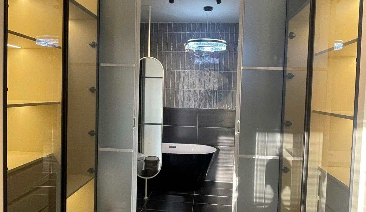 z6909495169413_bab4077266801139143c4edb7b5ceb29