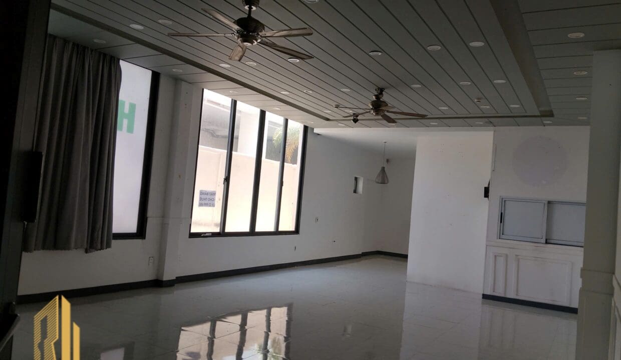 z6913545346548_e79a8cf5ceee4278bf7a24d5480cd84b