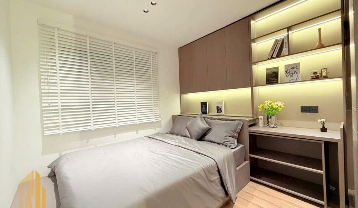 z6925238339760_240176468952e7ecfb6c416aa78b37fb