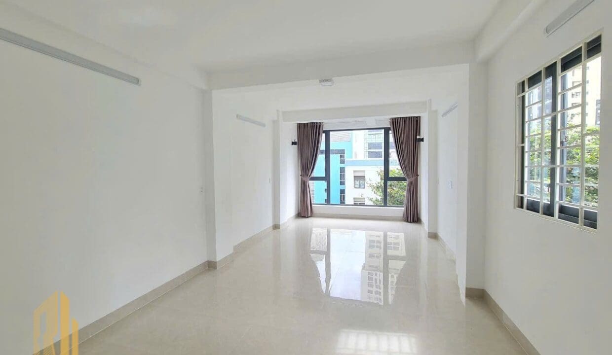 z6933569436872_2931357372f621de80a52ba1562f2817